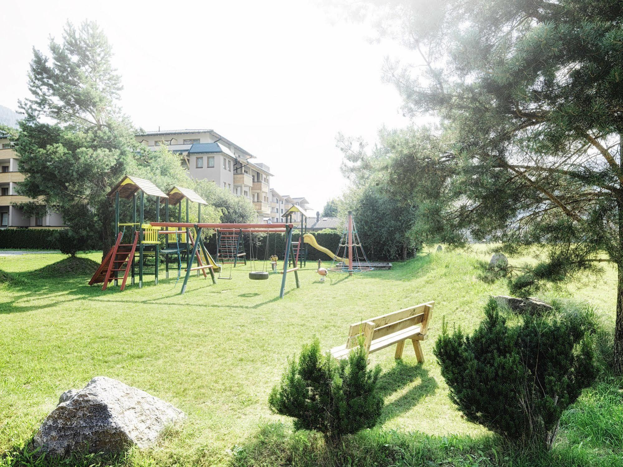 Dolomiten Residenz - Sporthotel Sillian Exterior photo